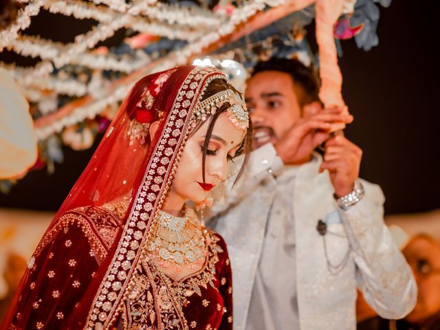 Tarun and Komal&apos;s wedding in Lucknow, Uttar Pradesh 18