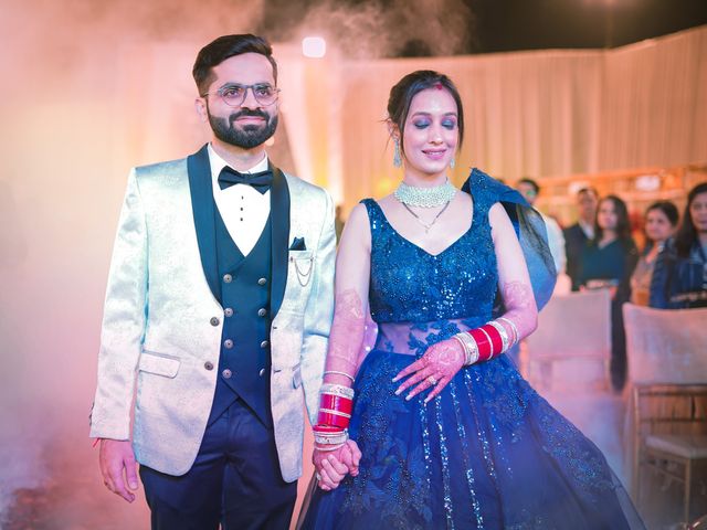 Tarun and Komal&apos;s wedding in Lucknow, Uttar Pradesh 38