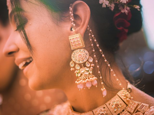 Tarun and Komal&apos;s wedding in Lucknow, Uttar Pradesh 60