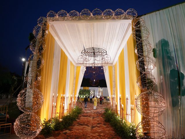 Tarun and Komal&apos;s wedding in Lucknow, Uttar Pradesh 68