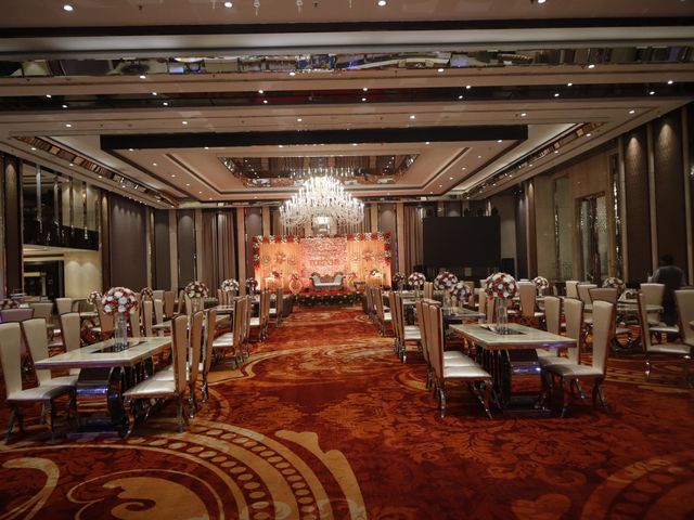 Divya and Rajeev&apos;s wedding in West Delhi, Delhi NCR 17