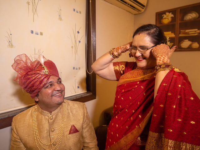 Santoshi and Rohit&apos;s wedding in Mumbai, Maharashtra 8