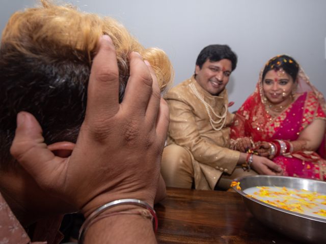 Santoshi and Rohit&apos;s wedding in Mumbai, Maharashtra 22