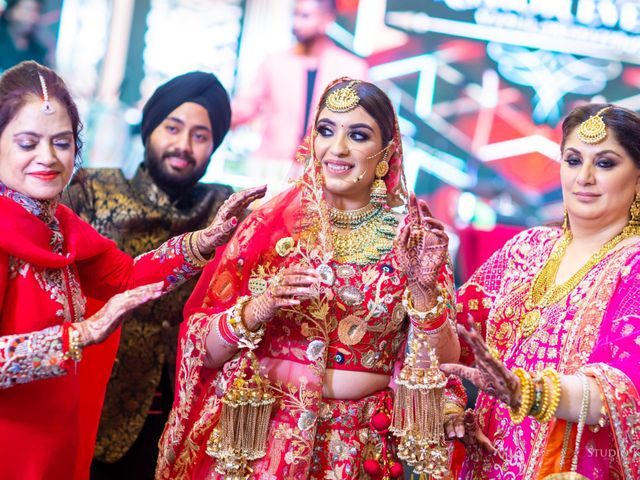 Lavleen and Manpreet&apos;s wedding in North Delhi, Delhi NCR 67