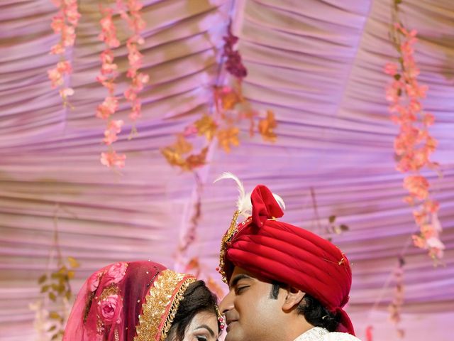 Nikhil and Jaishree&apos;s wedding in Lucknow, Uttar Pradesh 13