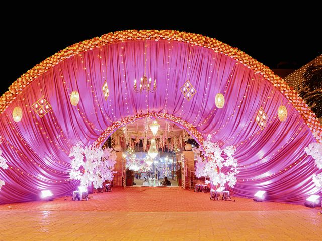 Nikhil and Jaishree&apos;s wedding in Lucknow, Uttar Pradesh 15