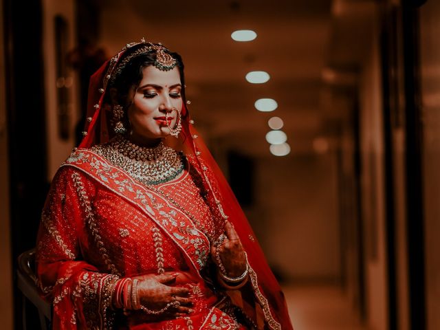 Awaneesh and Sneha&apos;s wedding in Lucknow, Uttar Pradesh 24