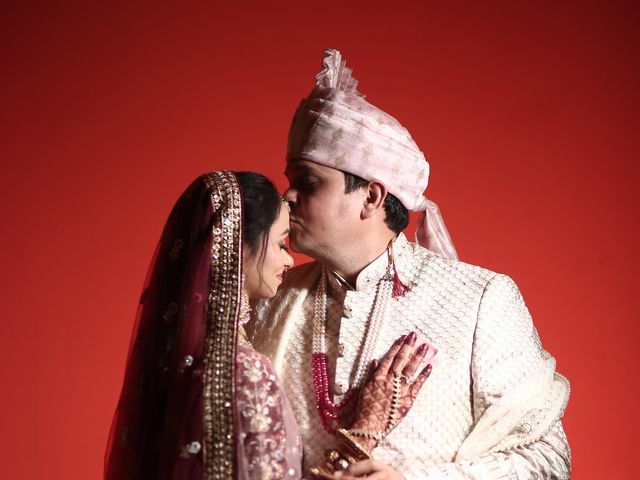 Varun and Anjali&apos;s wedding in Hoshangabad, Madhya Pradesh 16