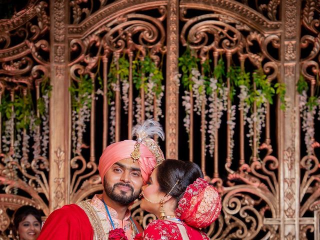 Sakshi and Savi&apos;s wedding in Ludhiana, Punjab 48