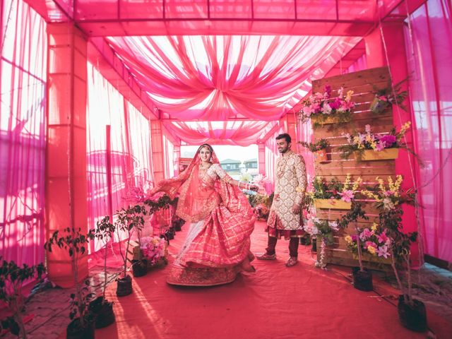 Sakhi and Harsh&apos;s wedding in Nashik, Maharashtra 16