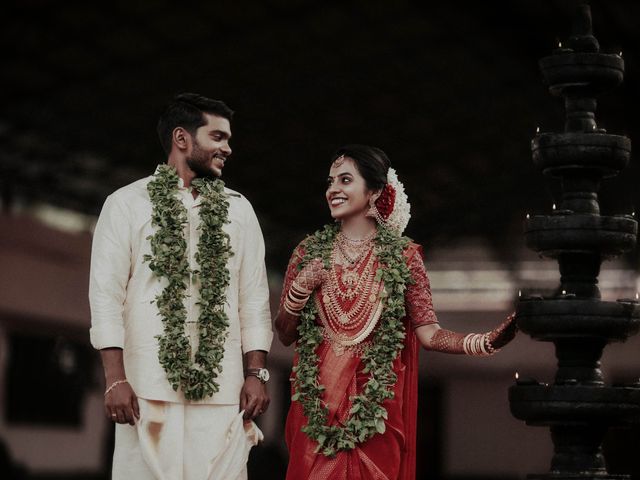 Sarath Keerthana and yswphoto&apos;s wedding in Ernakulam, Kerala 56