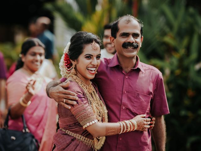 Sarath Keerthana and yswphoto&apos;s wedding in Ernakulam, Kerala 93