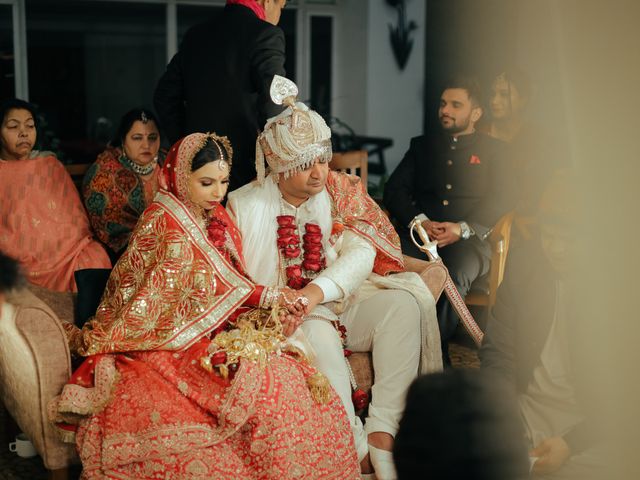 Devanshi and Deepak&apos;s wedding in Zirakpur, Chandigarh 34