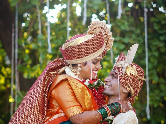 Madhuri and Jitendra&apos;s wedding in Mumbai, Maharashtra 6