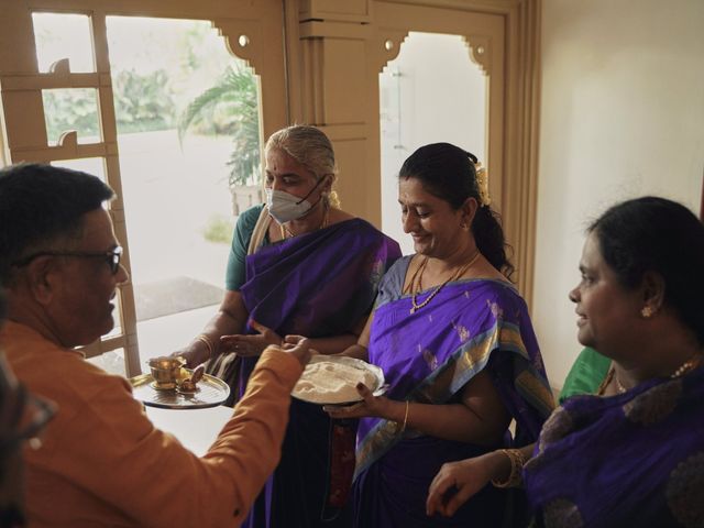 Nidharshini and Sai&apos;s wedding in Chennai, Tamil Nadu 5