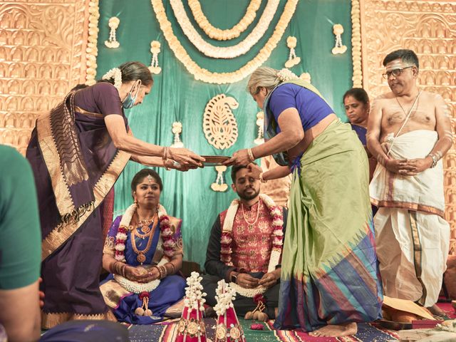 Nidharshini and Sai&apos;s wedding in Chennai, Tamil Nadu 32