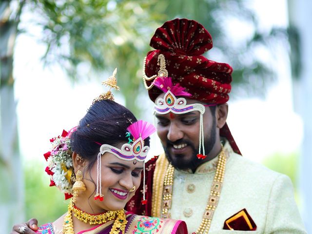 Rahul and Ashwini&apos;s wedding in Solapur, Maharashtra 29