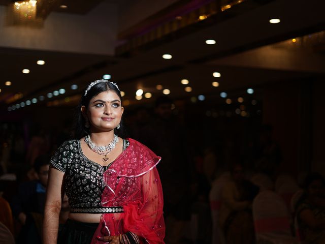 Shubham and Bhumika&apos;s wedding in Lucknow, Uttar Pradesh 19