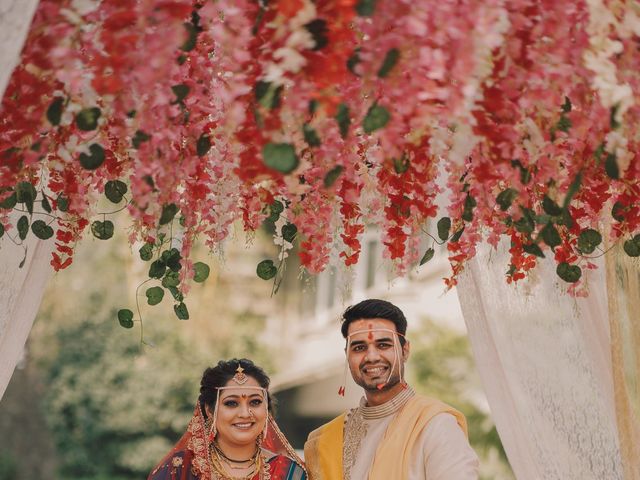 malvika and abhishek&apos;s wedding in Pune, Maharashtra 12