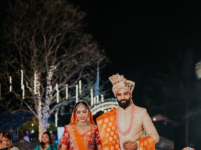 Lalit and Sarita&apos;s wedding in Mumbai, Maharashtra 24