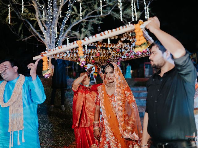 Lalit and Sarita&apos;s wedding in Mumbai, Maharashtra 68