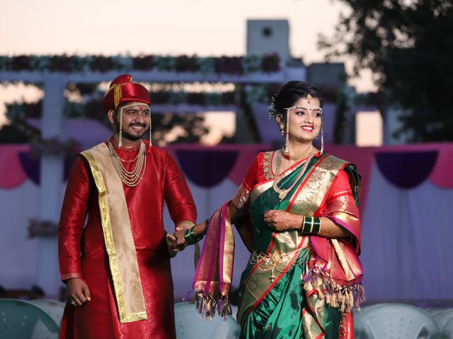 Aashika and Rajeshwar&apos;s wedding in Vadodara, Gujarat 20