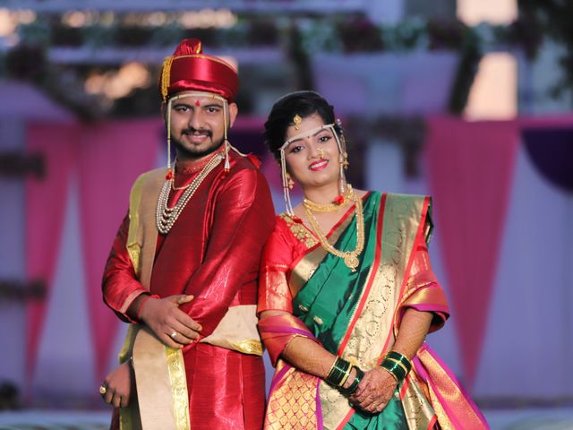 Aashika and Rajeshwar&apos;s wedding in Vadodara, Gujarat 25