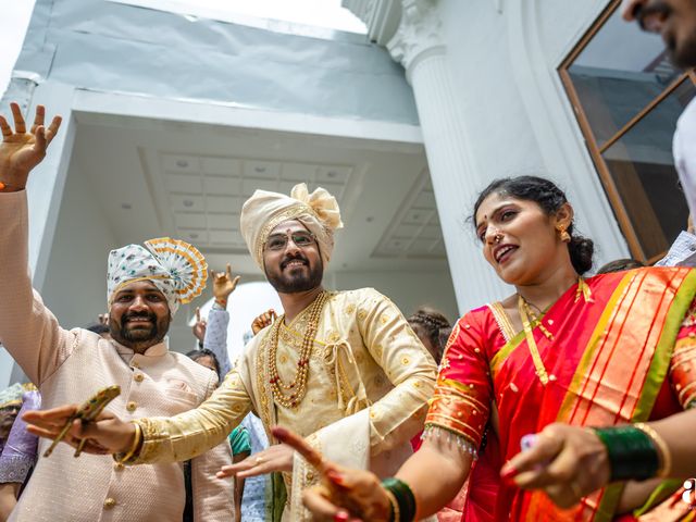 Rohit and Mugdha&apos;s wedding in Pune, Maharashtra 44