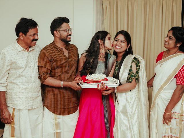 DIVYA  &amp; and KARTHIK&apos;s wedding in Ernakulam, Kerala 16