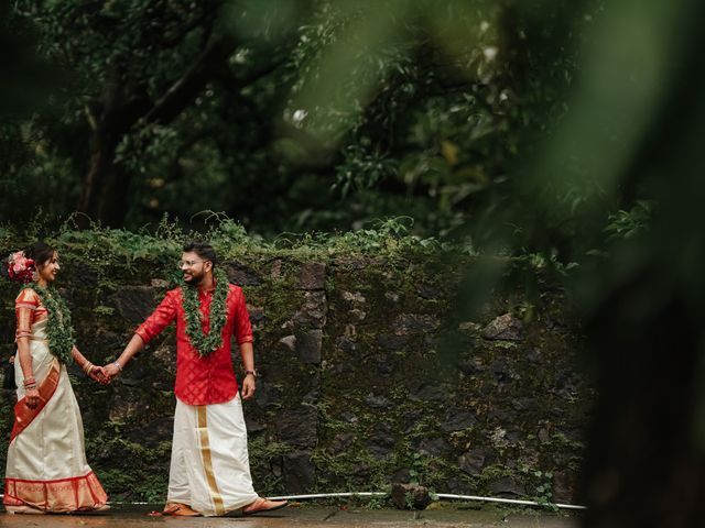 DIVYA  &amp; and KARTHIK&apos;s wedding in Ernakulam, Kerala 78