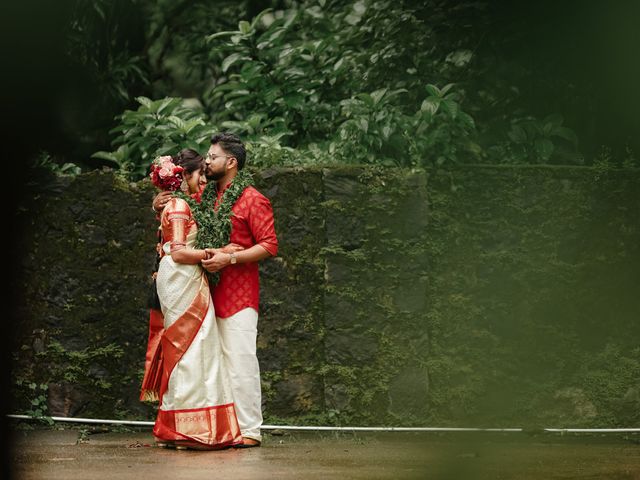 DIVYA  &amp; and KARTHIK&apos;s wedding in Ernakulam, Kerala 79