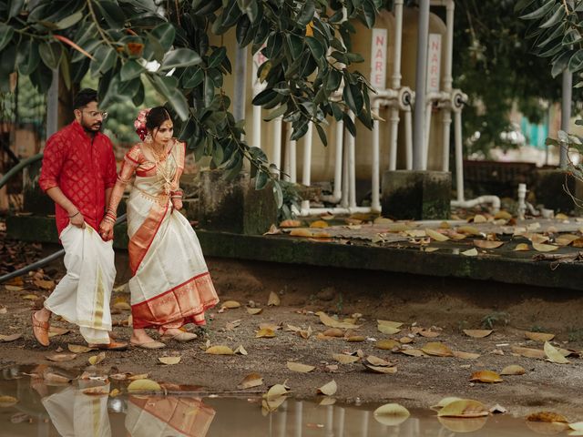 DIVYA  &amp; and KARTHIK&apos;s wedding in Ernakulam, Kerala 93