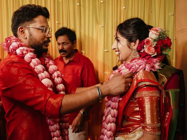 DIVYA  &amp; and KARTHIK&apos;s wedding in Ernakulam, Kerala 117