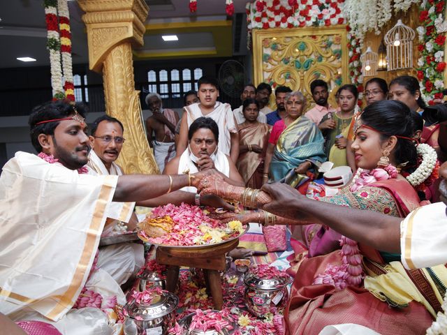 Deepak and Bhuvana&apos;s wedding in Tirunelveli, Tamil Nadu 7