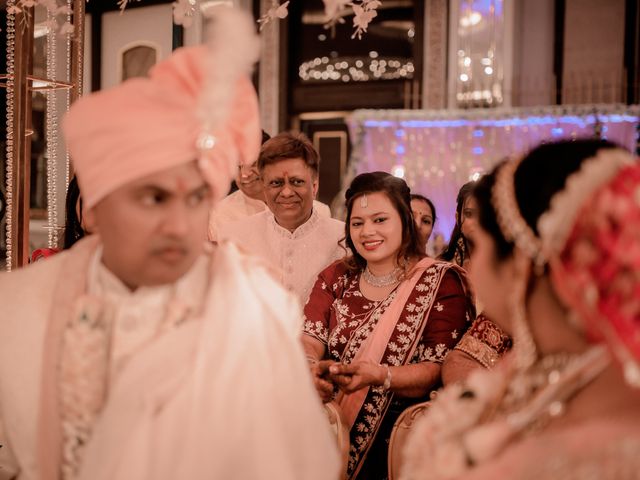 Anirudha and Falguni&apos;s wedding in Nagpur, Maharashtra 25