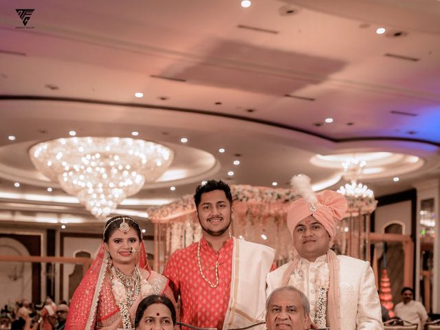 Anirudha and Falguni&apos;s wedding in Nagpur, Maharashtra 33