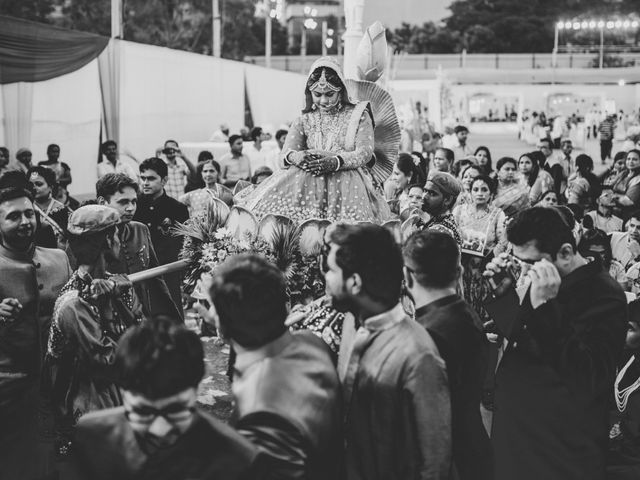 Bhavin and Hiral&apos;s wedding in Mumbai, Maharashtra 13