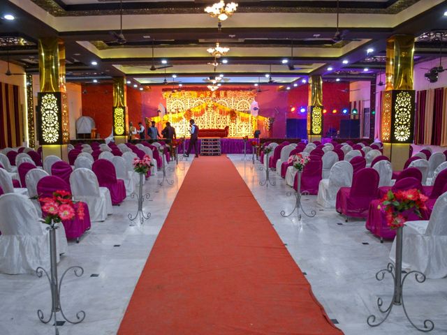 Vibha and Rajkumar's wedding in Lucknow, Uttar Pradesh 17