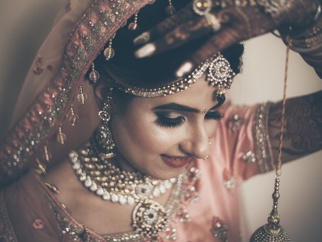 Aman and Shiwani's wedding in Mumbai, Maharashtra 24