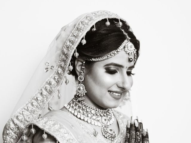 Aman and Shiwani's wedding in Mumbai, Maharashtra 27