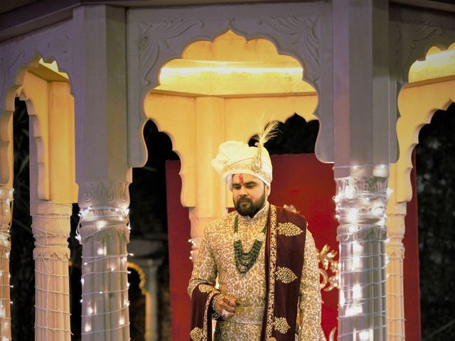 Anshu and Ankit&apos;s wedding in Udaipur, Rajasthan 16