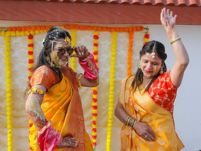 Manik and Vaishnavi&apos;s wedding in Zirakpur, Chandigarh 3