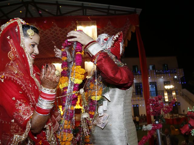 Sunita and Nishit&apos;s wedding in Lucknow, Uttar Pradesh 22