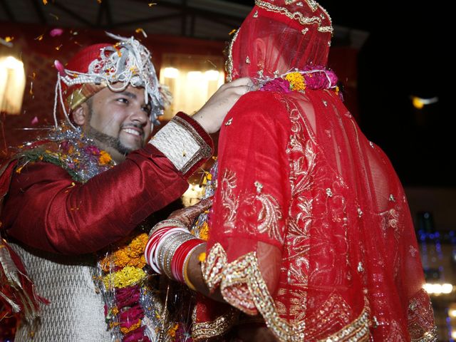 Sunita and Nishit&apos;s wedding in Lucknow, Uttar Pradesh 23