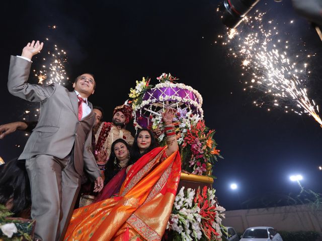 Smita and Vaibhav&apos;s wedding in North Delhi, Delhi NCR 8