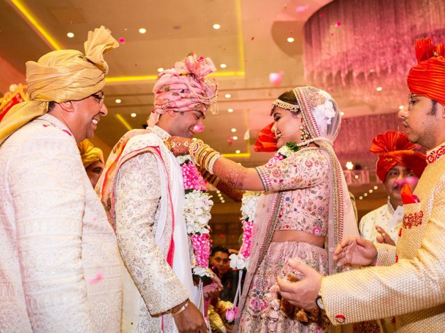 Karishma and Viraj&apos;s wedding in Mumbai, Maharashtra 52