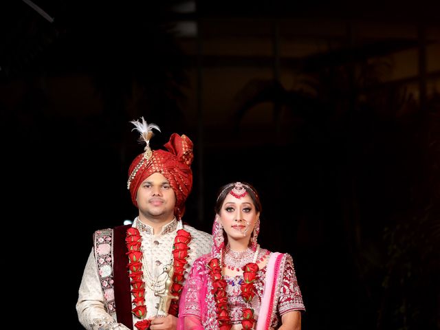 Suminder and Deepika&apos;s wedding in Zirakpur, Chandigarh 35