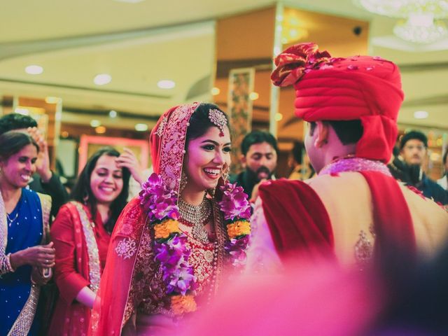 Neelam and Deepak&apos;s wedding in Ghaziabad, Delhi NCR 27