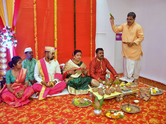 Supriya and Sachin&apos;s wedding in Mumbai, Maharashtra 37