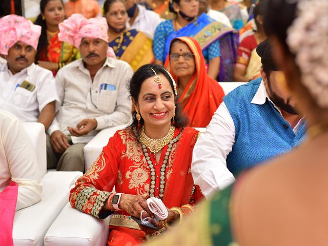 Supriya and Sachin&apos;s wedding in Mumbai, Maharashtra 50